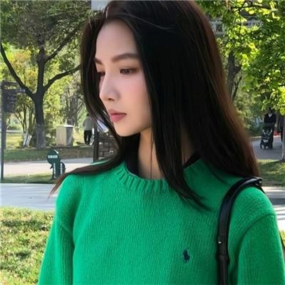雏燕嬉春